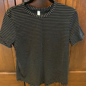 Lululemon Tee